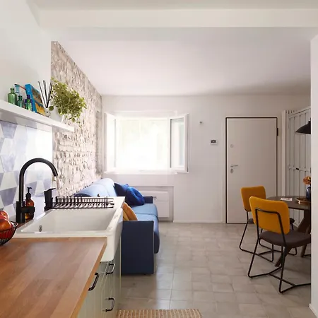 Gelsomina Nel Borgo *